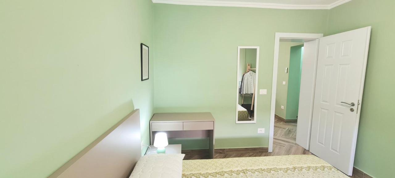 Appartement 2V1 - Blloku Zy à Tirana Extérieur photo