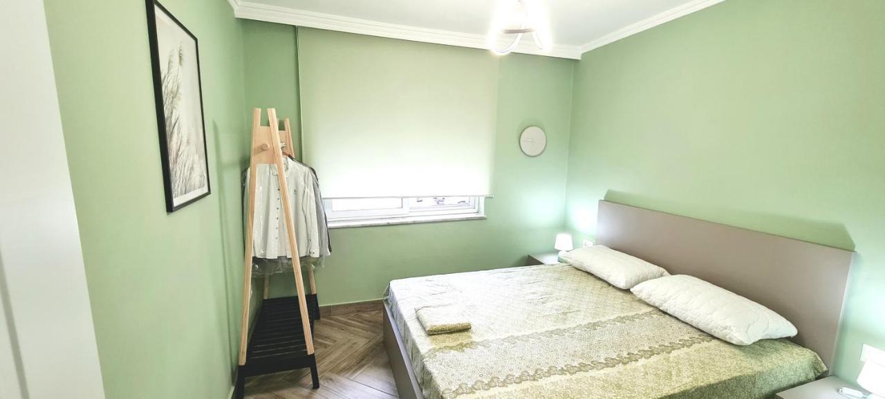 Appartement 2V1 - Blloku Zy à Tirana Extérieur photo