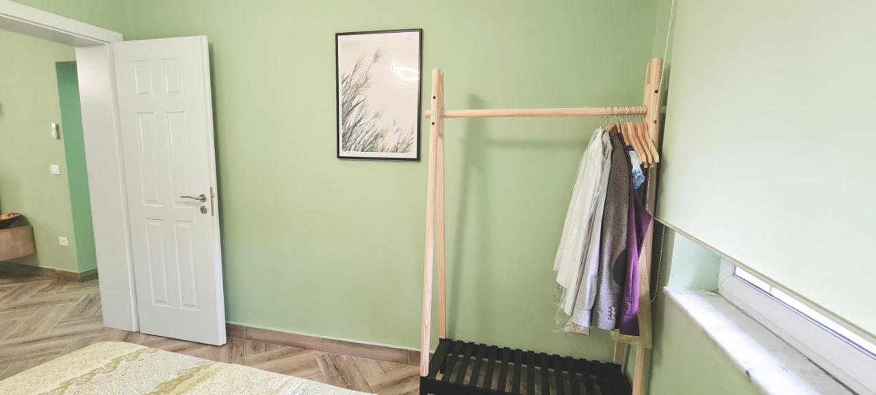 Appartement 2V1 - Blloku Zy à Tirana Extérieur photo